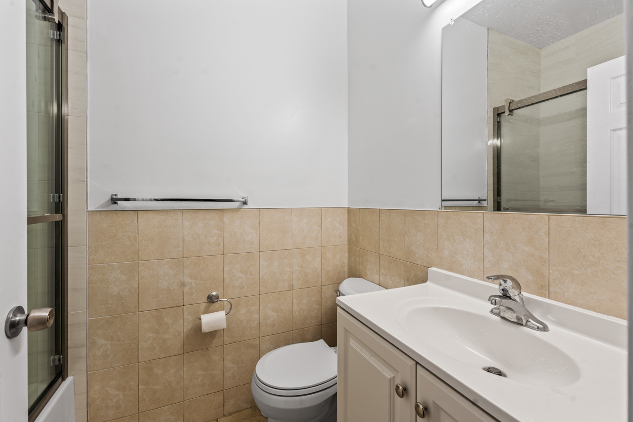 2713 S Crowell Street, Chicago, IL 60608