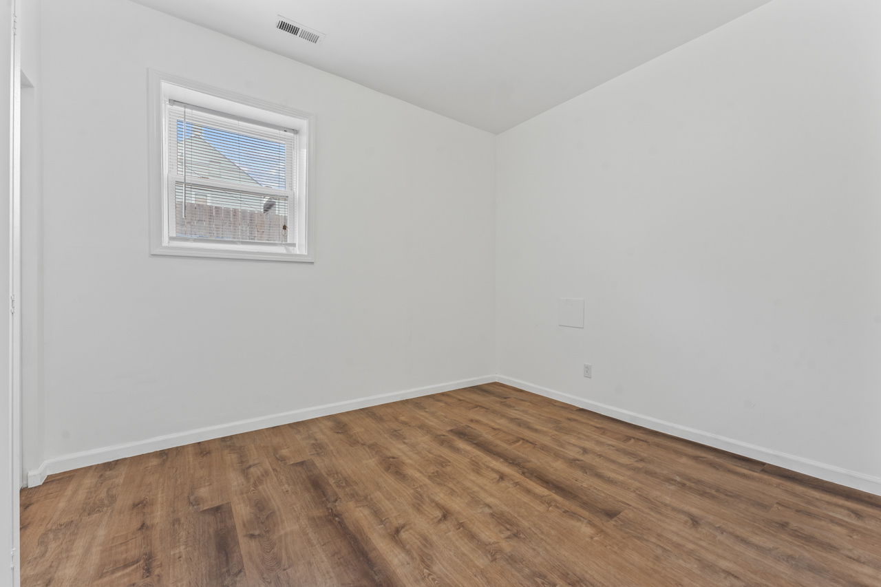 2713 S Crowell Street, Chicago, IL 60608