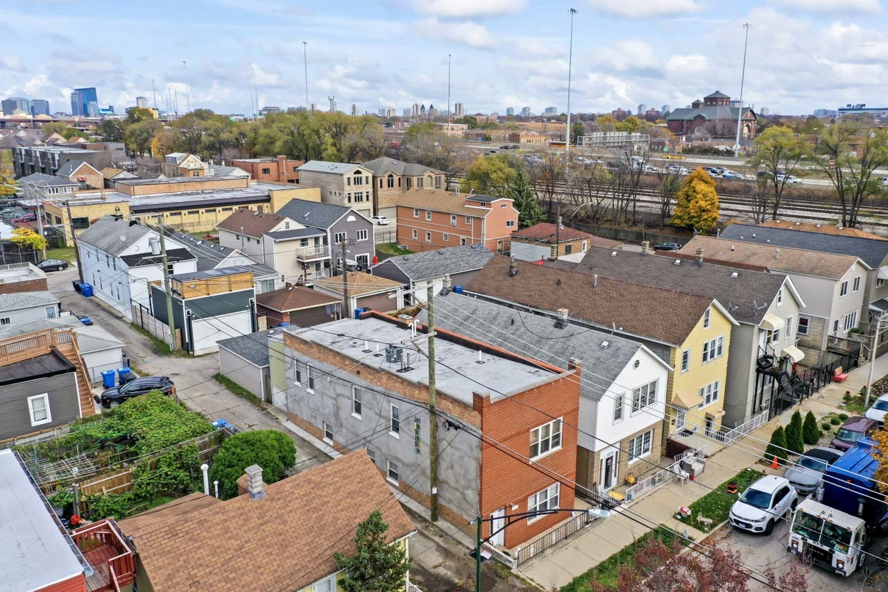 2713 S Crowell Street, Chicago, IL 60608