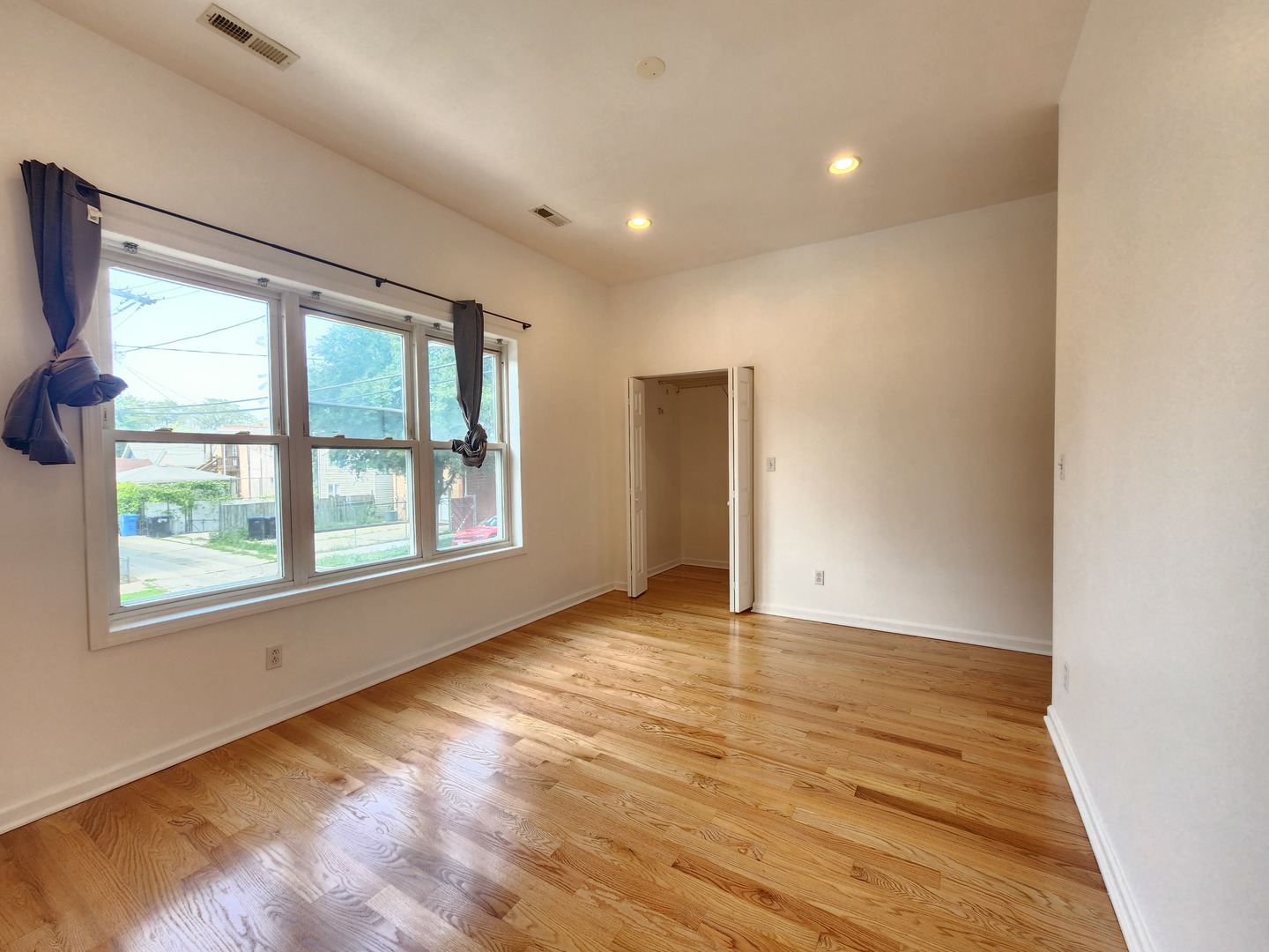 2713 S Crowell Street, Chicago, IL 60608