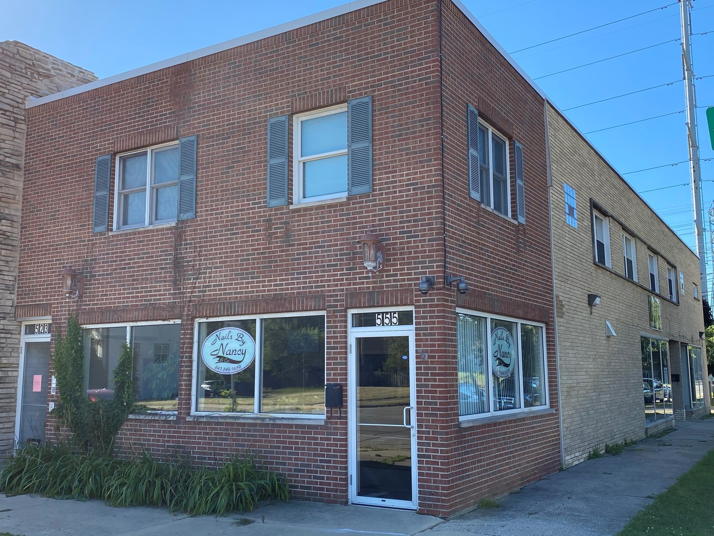 521 W Greenwood Avenue, Waukegan, IL 60087