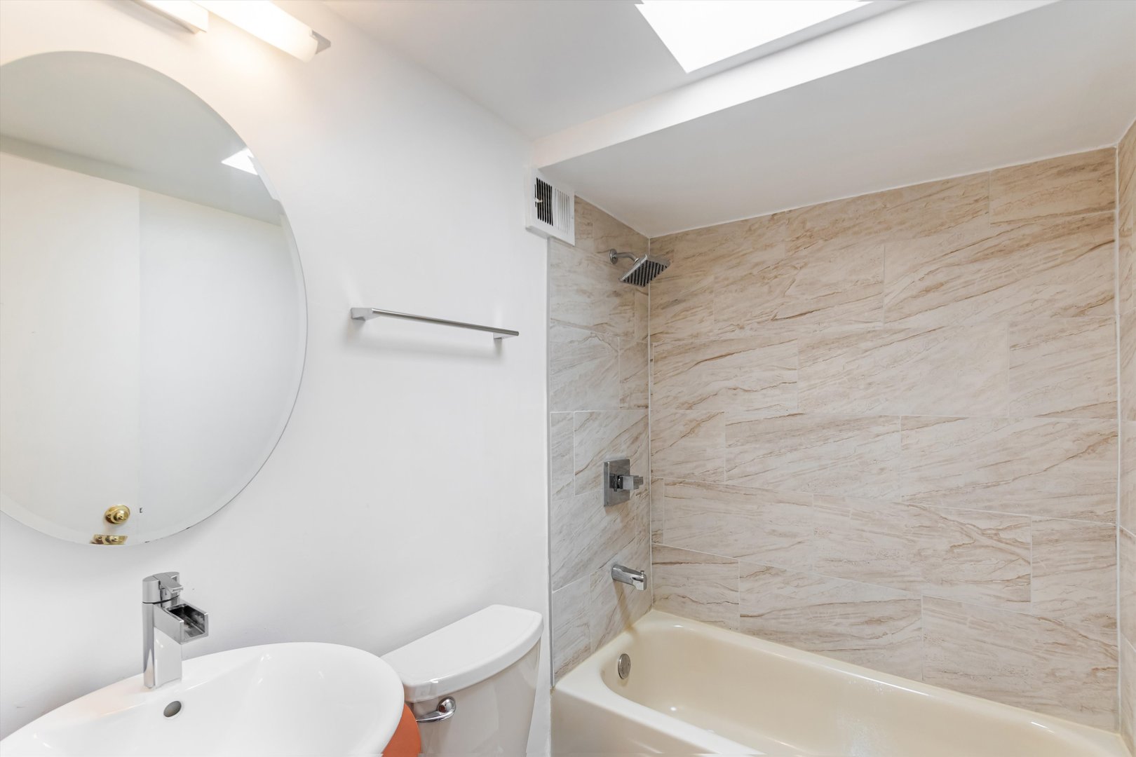 3041 S Michigan Avenue #504, Chicago, IL 60616