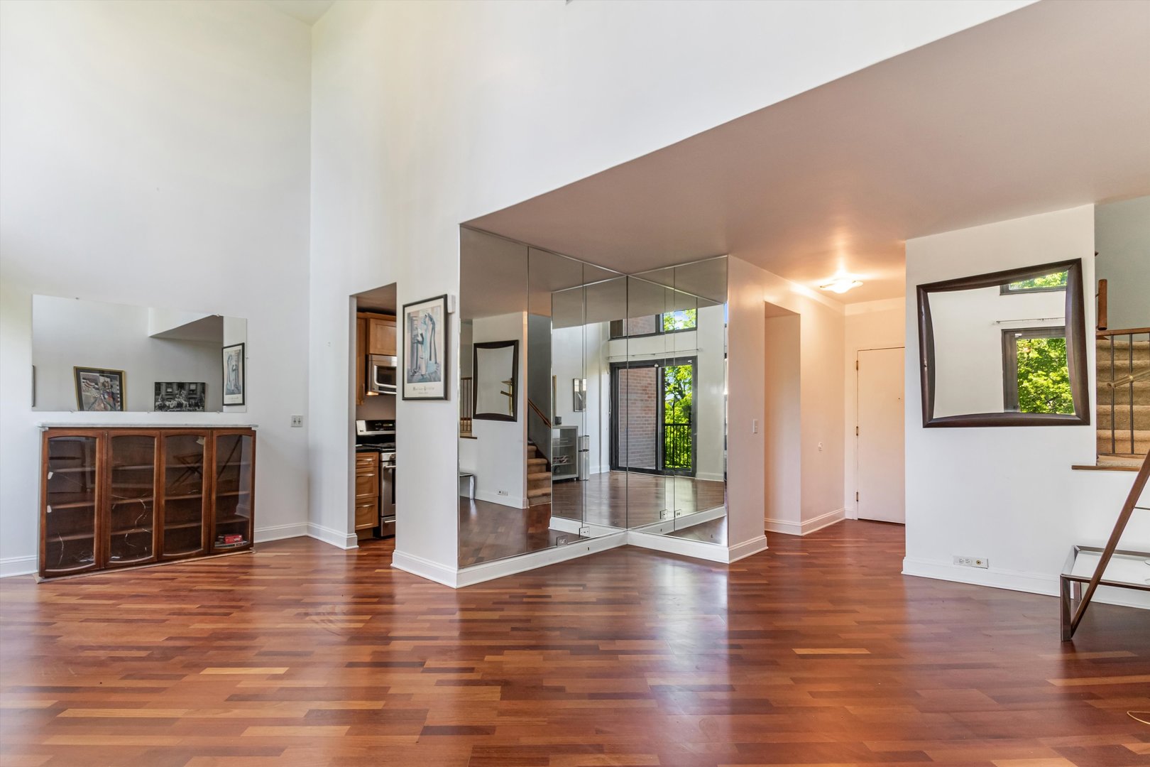 3041 S Michigan Avenue #504, Chicago, IL 60616