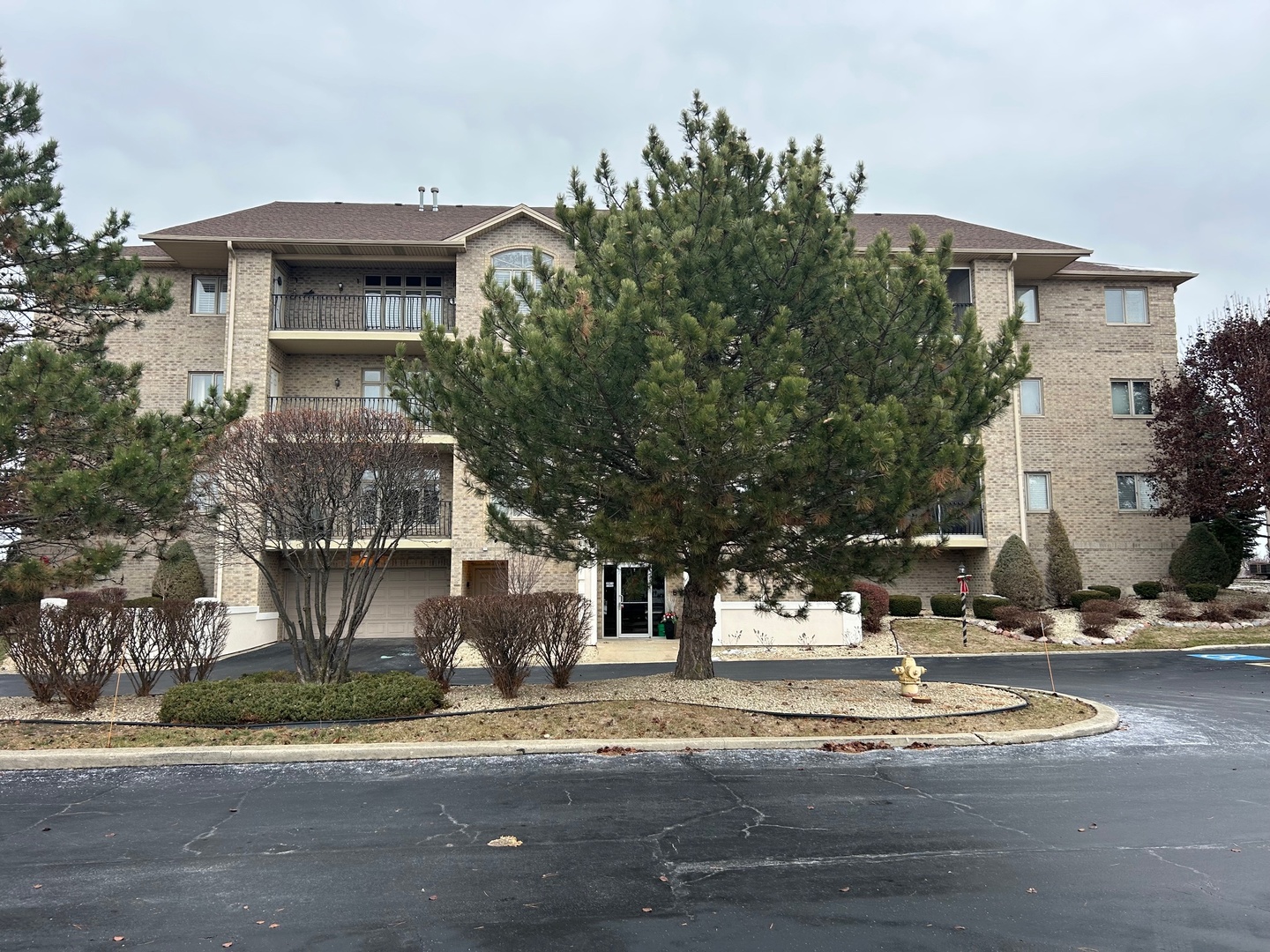 18630 Pine Lake Drive #2A, Tinley Park, IL 60477