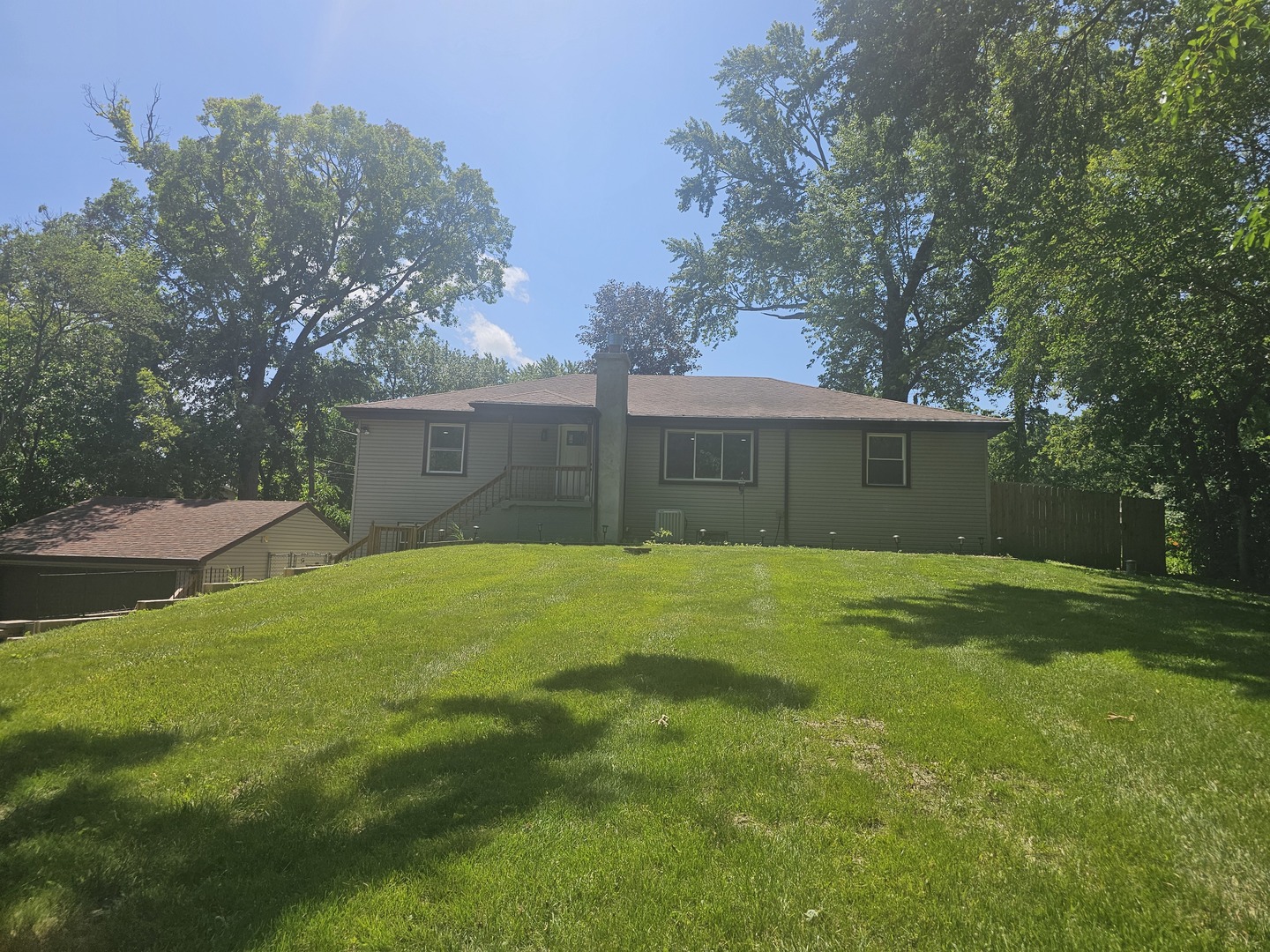 7719 Oak Drive, Wonder Lake, IL 60097