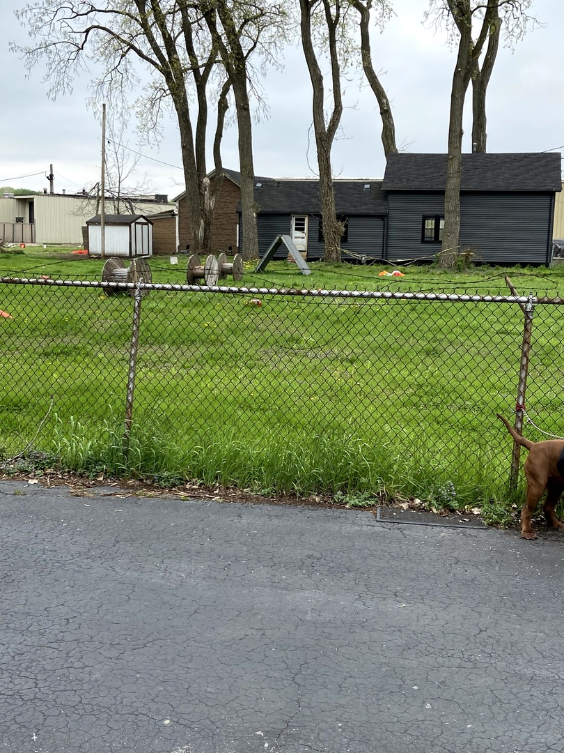 15853 Greenwood Road, Dolton, IL 60419