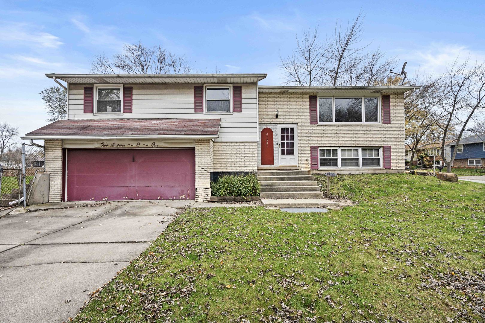 21601 Charlotte Court, Sauk Village, IL 60411