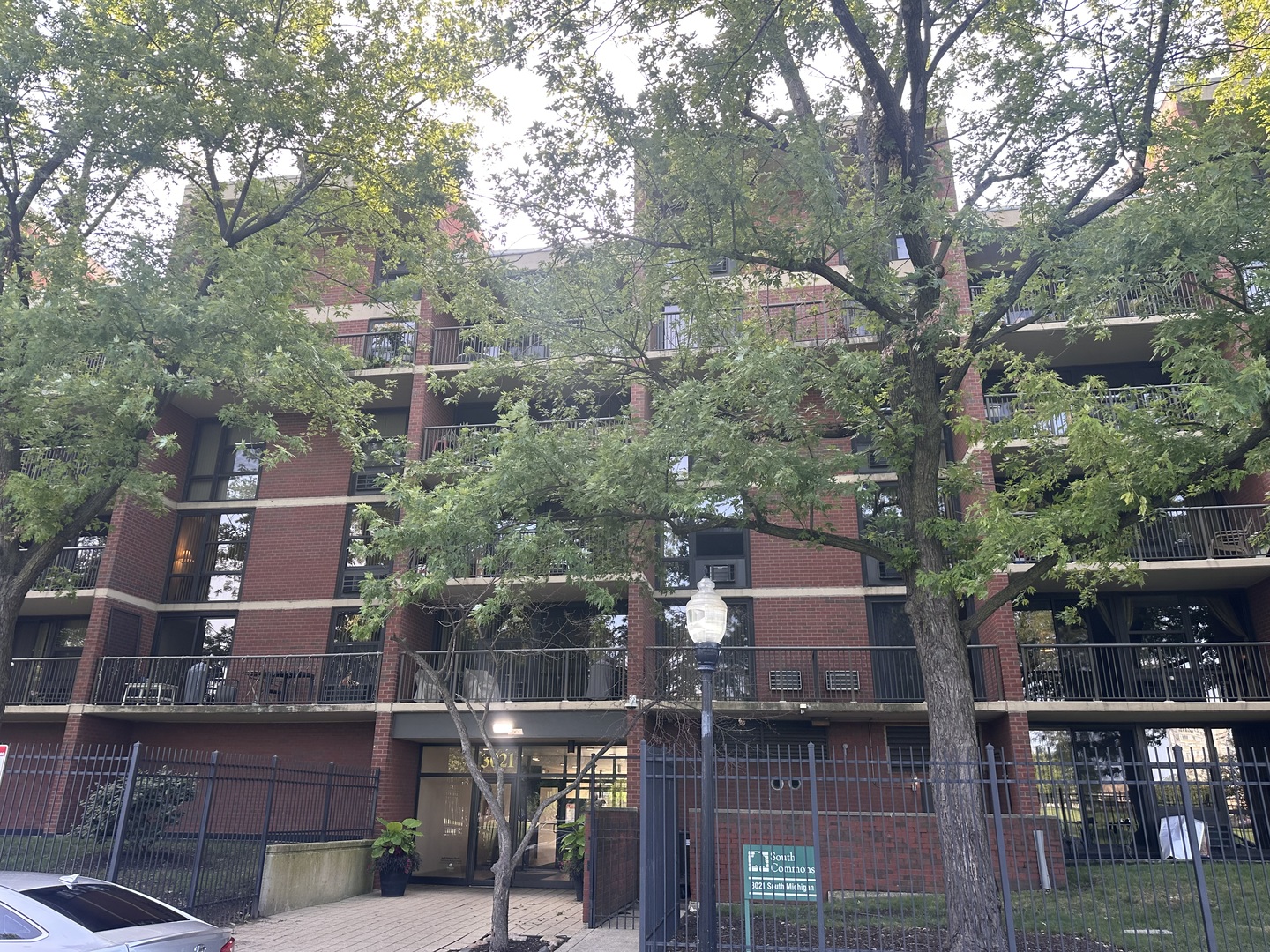 3021 S Michigan Avenue #311, Chicago, IL 60616