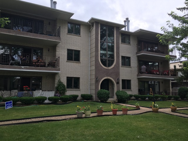 7921 W 103rd Street #1B, Palos Hills, IL 60465