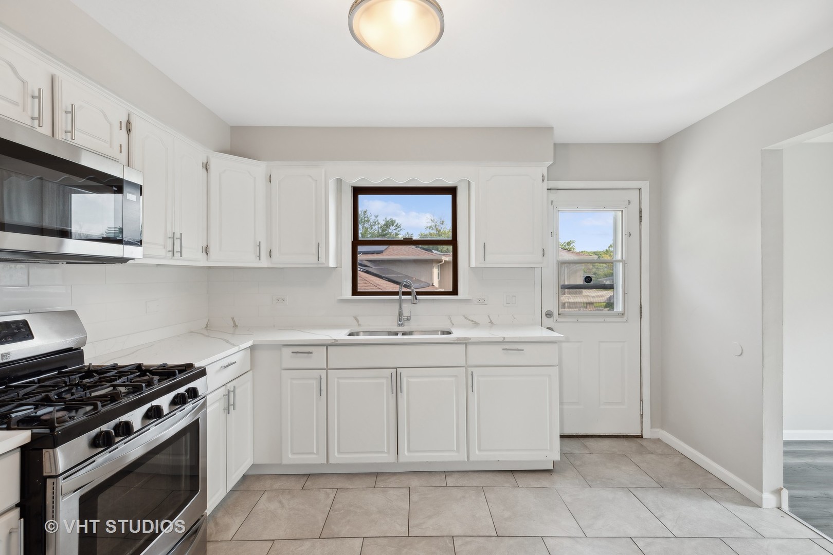 666 Sullivan Lane, University Park, IL 60484