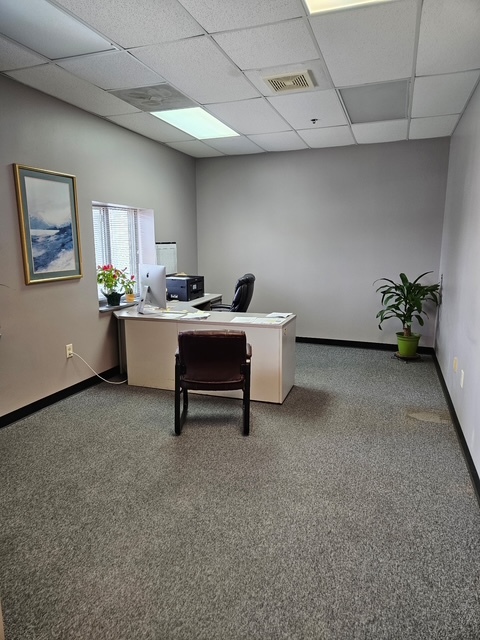 2224 W College Avenue, Normal, IL 61761