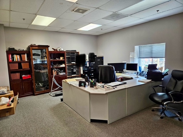 2224 W College Avenue, Normal, IL 61761