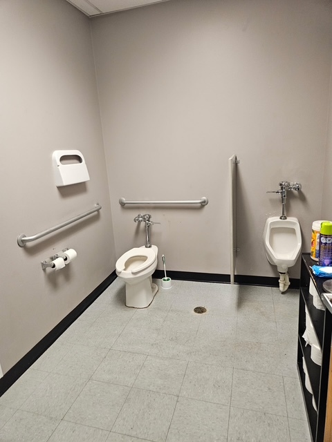 2224 W College Avenue, Normal, IL 61761