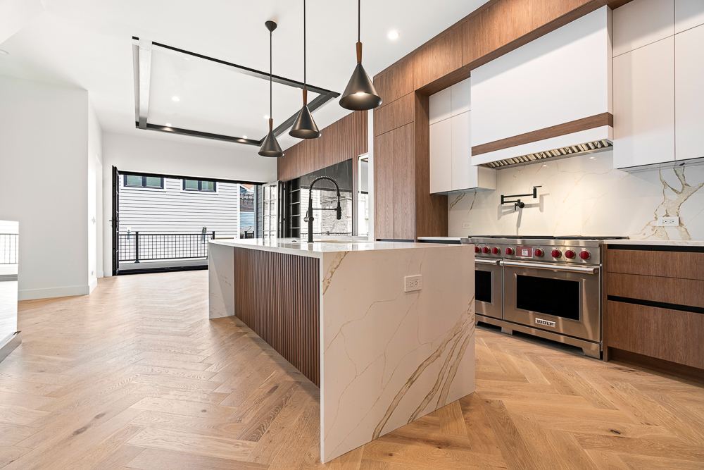 3446 N Oakley Avenue, Chicago, IL 60618