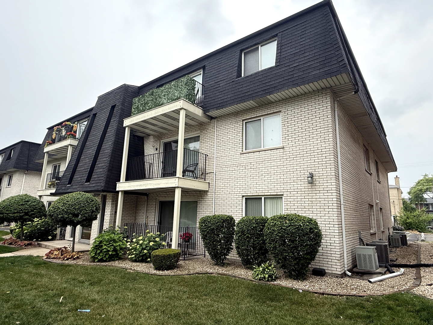 10936 Kilpatrick Avenue #1B, Oak Lawn, IL 60453