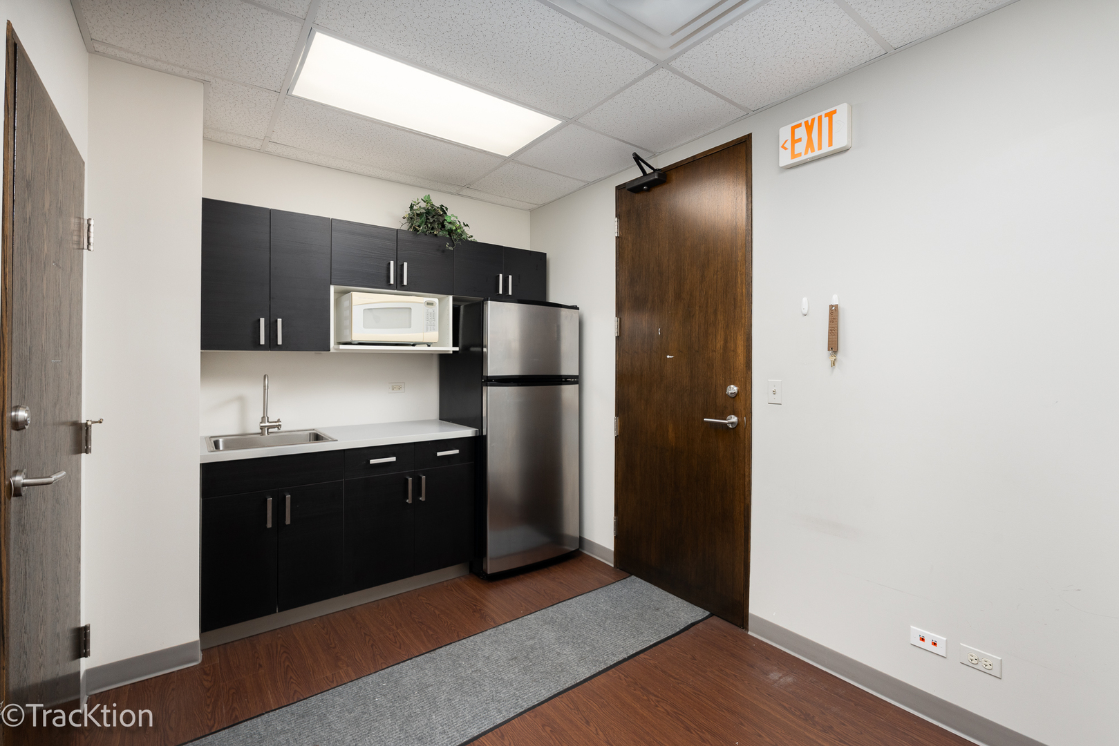 1121 WARREN Avenue #160, Downers Grove, IL 60515