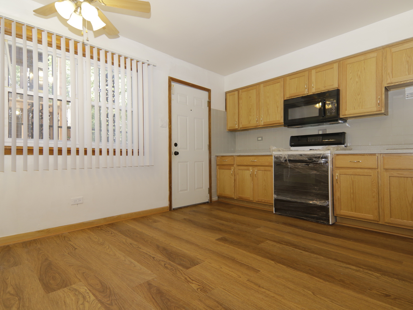 7251 S Ridgeland Avenue #E, Chicago, IL 60649