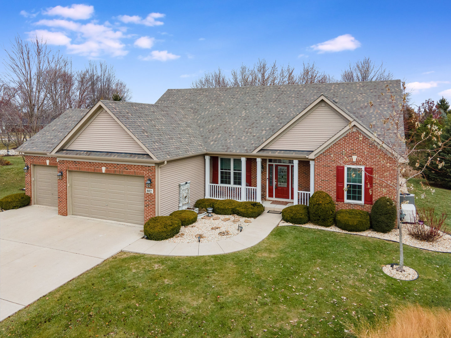 802 Butterfield Court, Shorewood, IL 60404