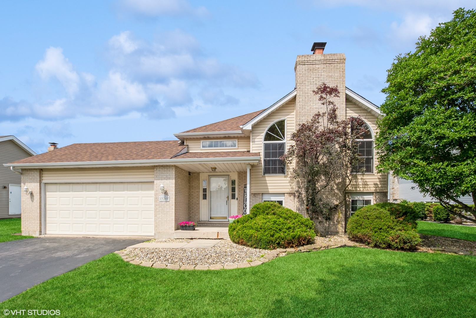 320 Danielle Road, Matteson, IL 60443