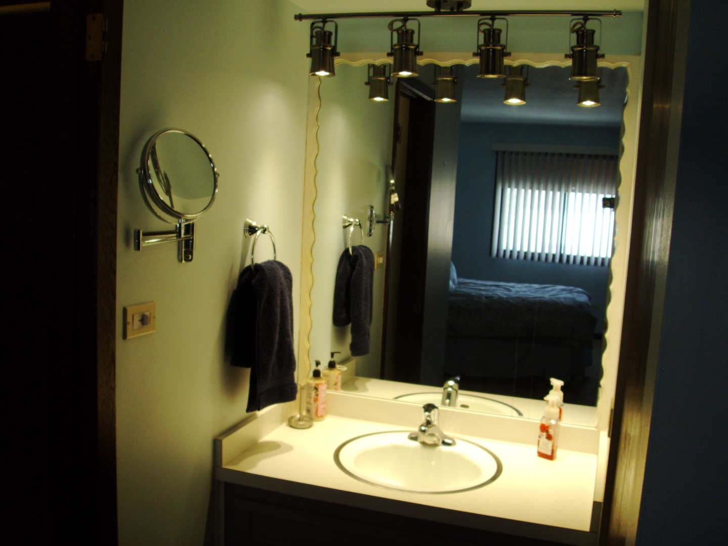 10418 S Pulaski Road #204C, Oak Lawn, IL 60453