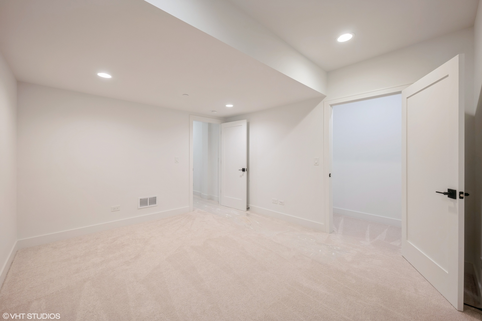 2522 HIDDEN OAK (LOT 7) Circle, Highland Park, IL 60035