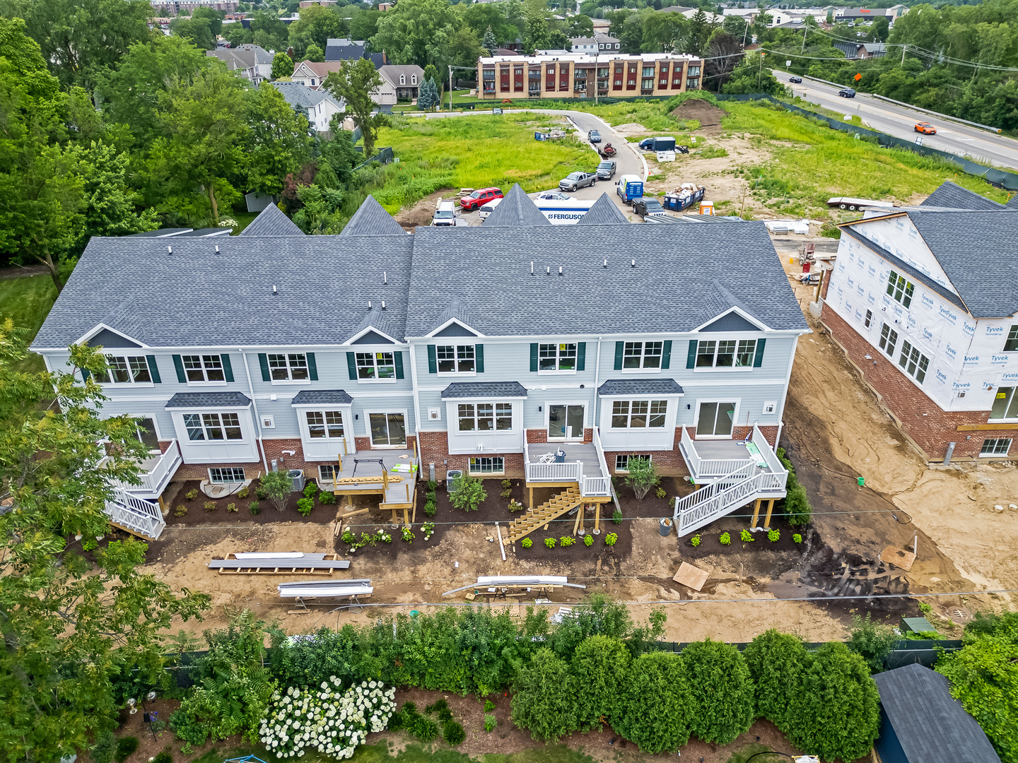 137 Harding Court, Glen Ellyn, IL 60137