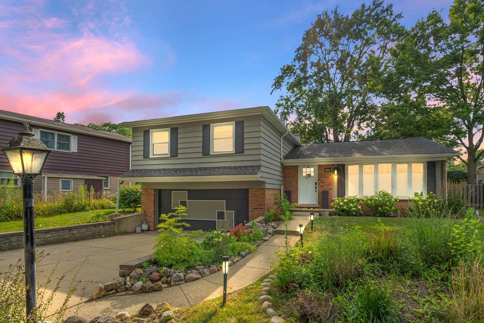 1806 N Park Drive, Mount Prospect, IL 60056