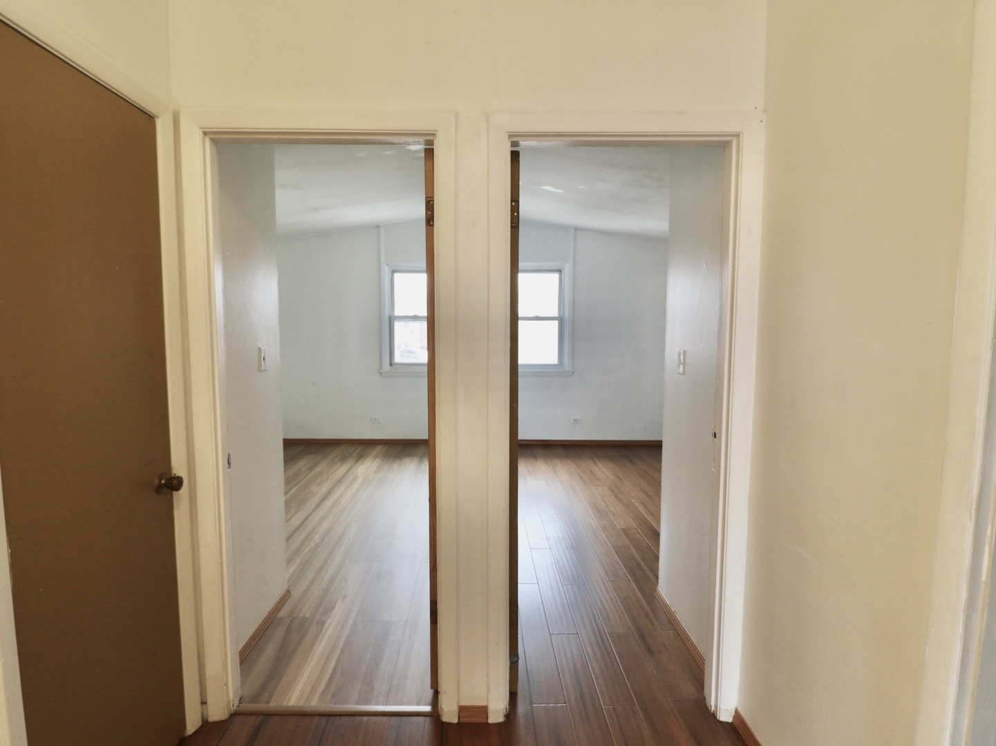 1370 FARGO Avenue #E, Des Plaines, IL 60018