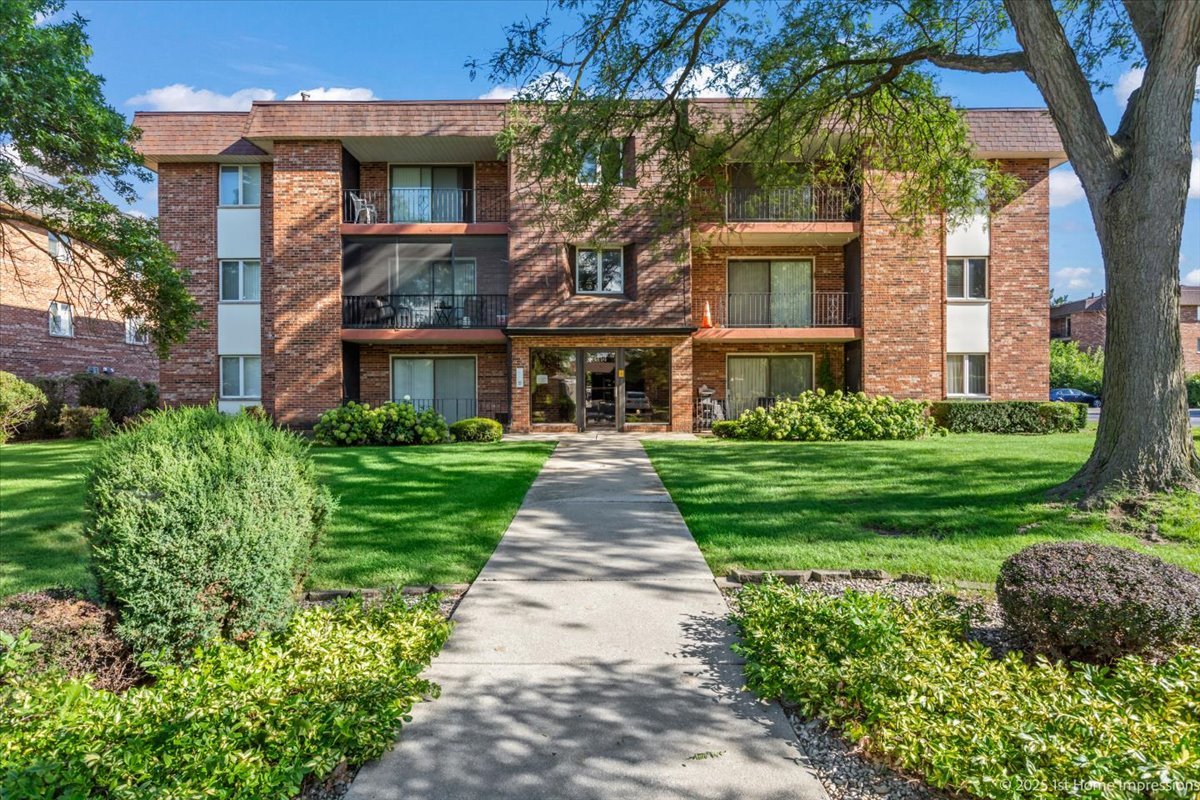 9114 W 140th Street #204, Orland Park, IL 60462