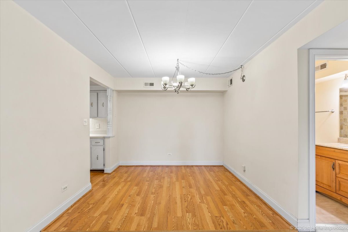 9114 W 140th Street #204, Orland Park, IL 60462