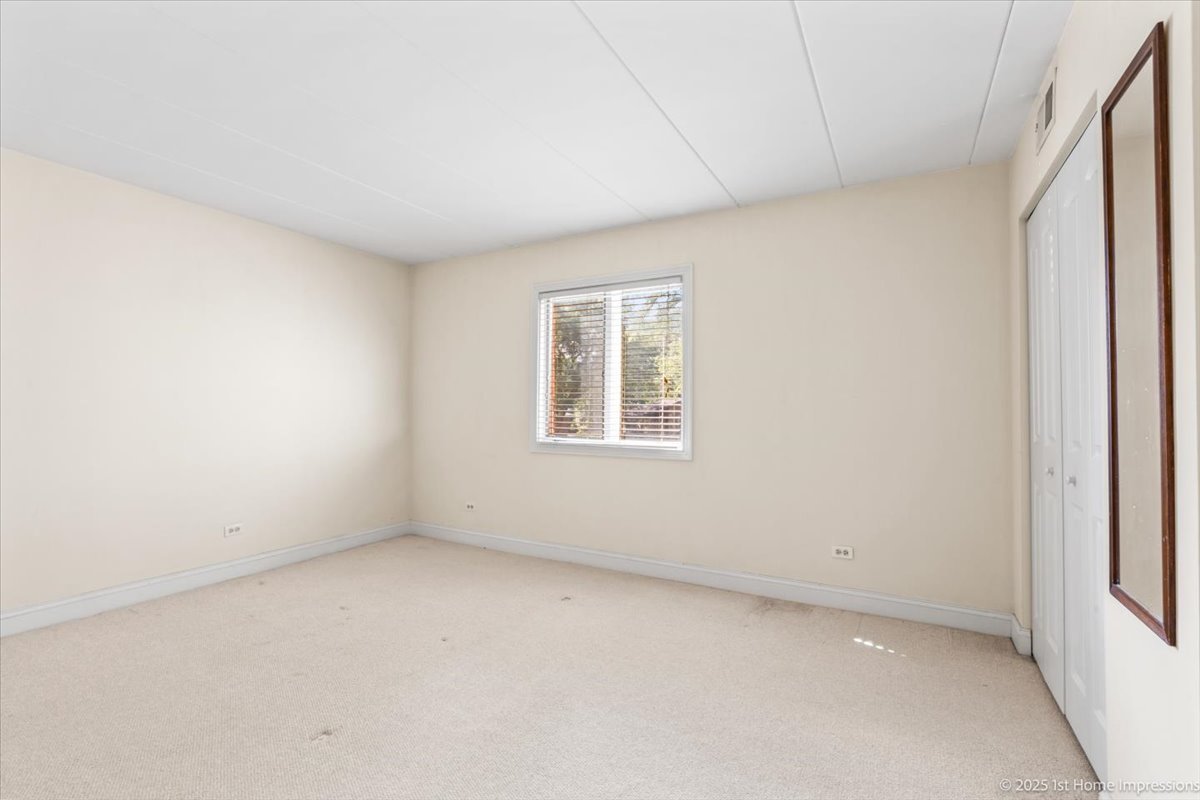 9114 W 140th Street #204, Orland Park, IL 60462