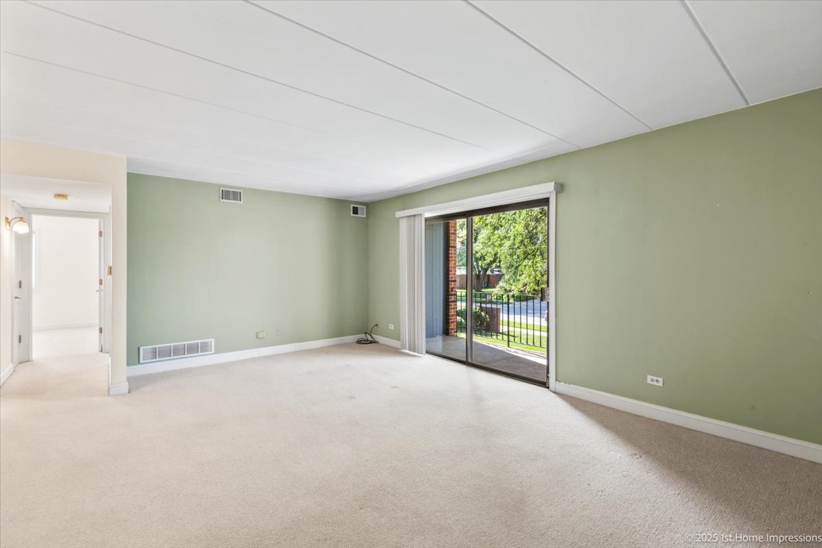 9114 W 140th Street #204, Orland Park, IL 60462