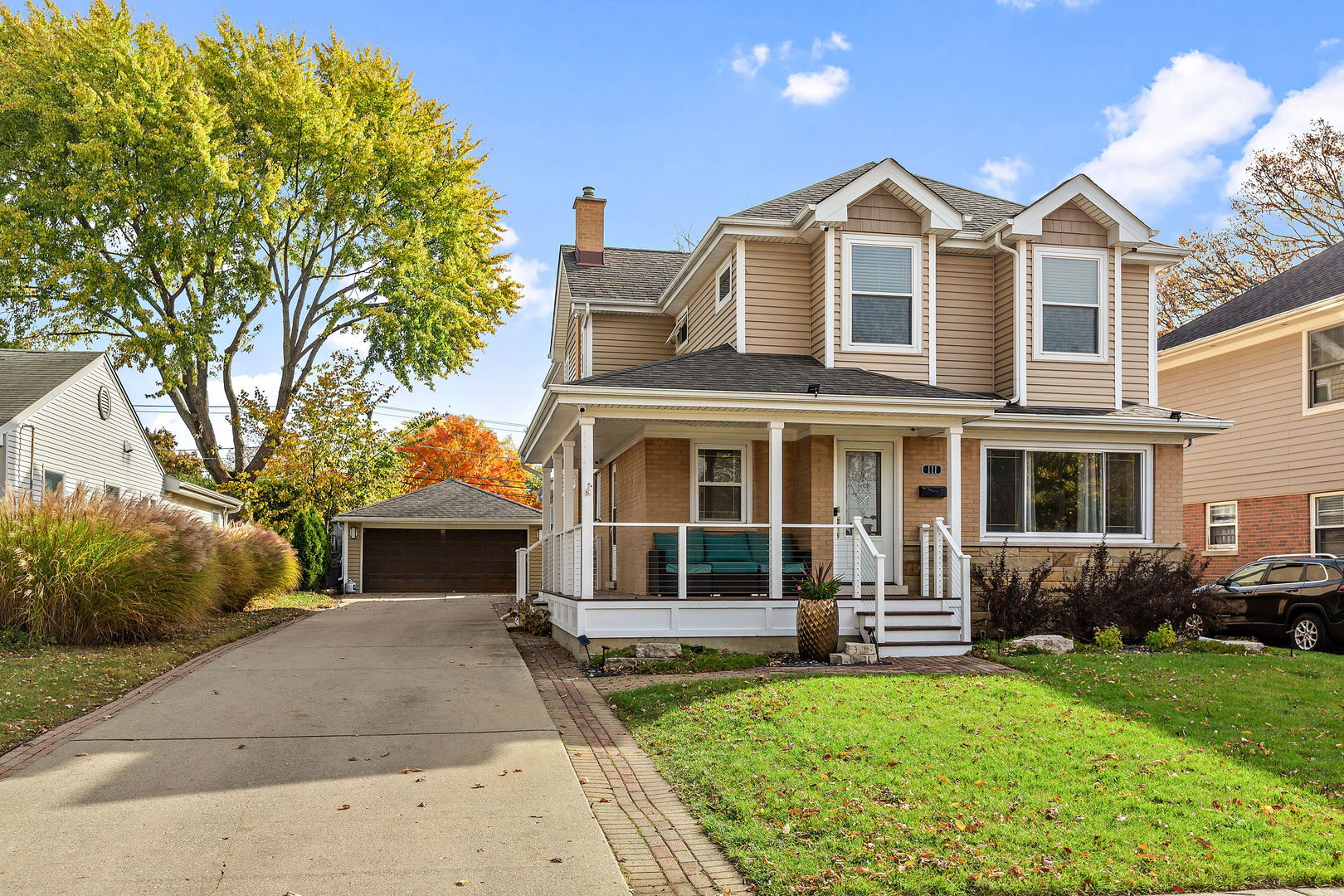 111 N Kenilworth Avenue, Mount Prospect, IL 60056