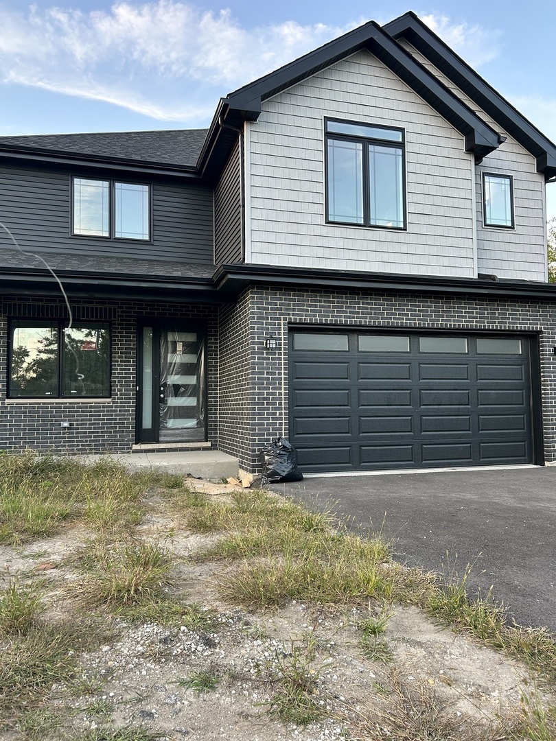 6532 W 112th Street, Worth, IL 60482