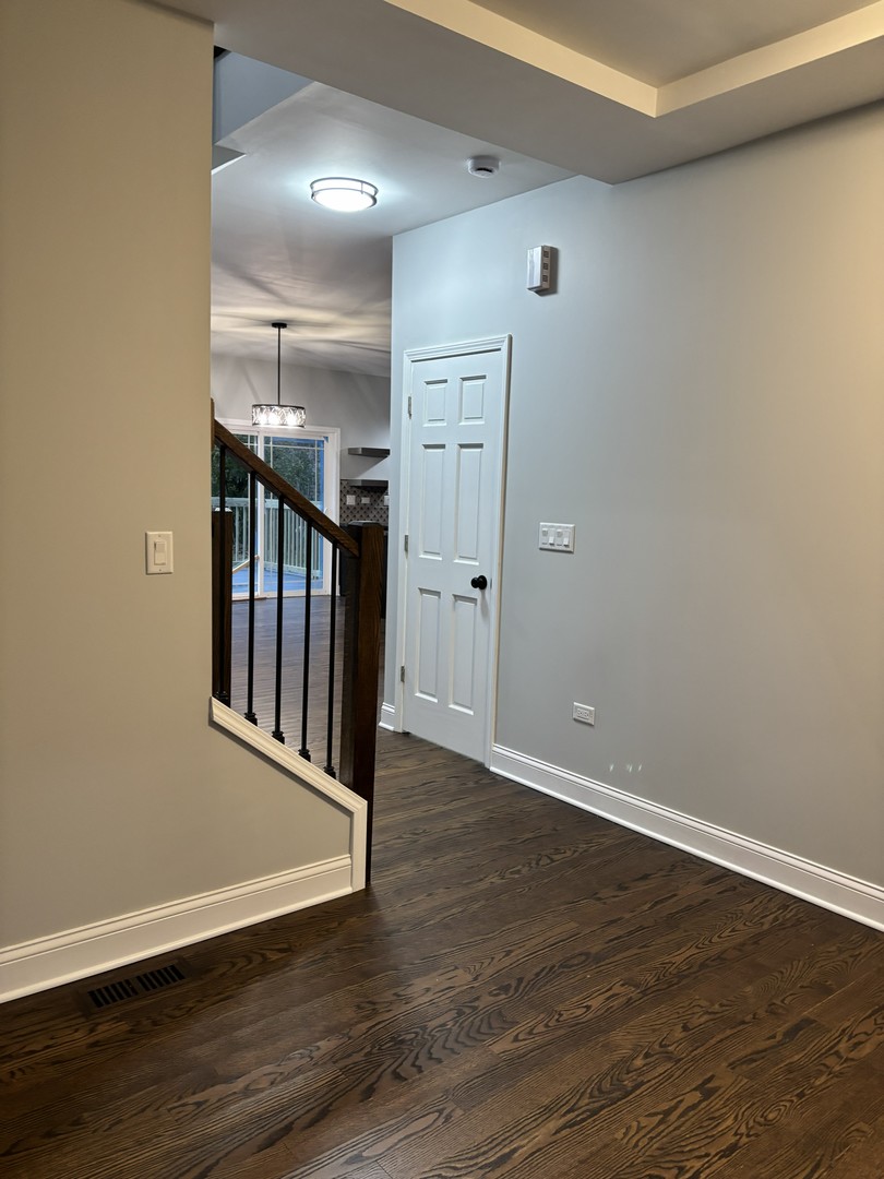 6532 W 112th Street, Worth, IL 60482