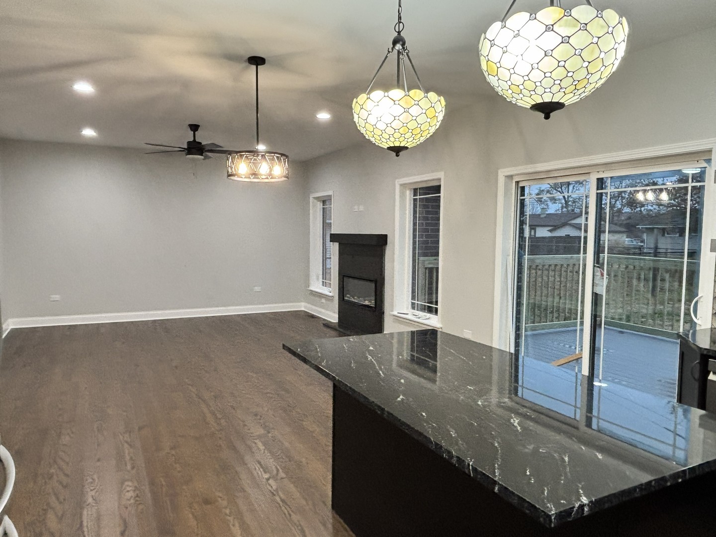 6532 W 112th Street, Worth, IL 60482