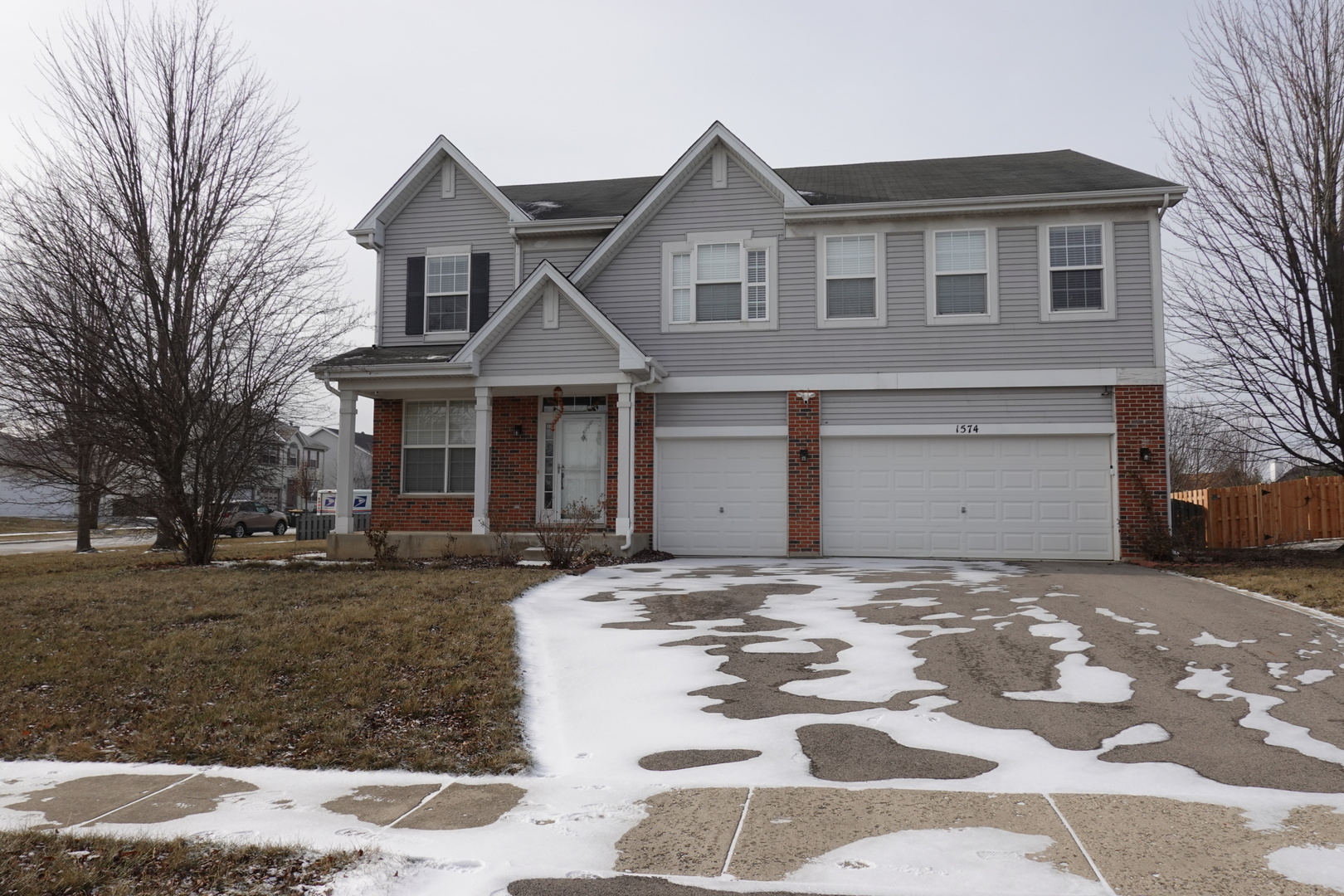 1574 S Elizabeth Lane, Round Lake, IL 60073