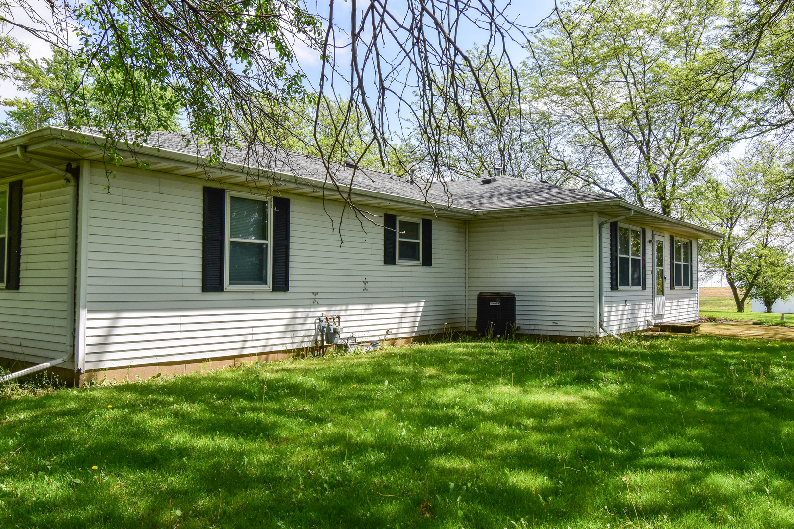 8 Fraher Drive, Odell, IL 60460