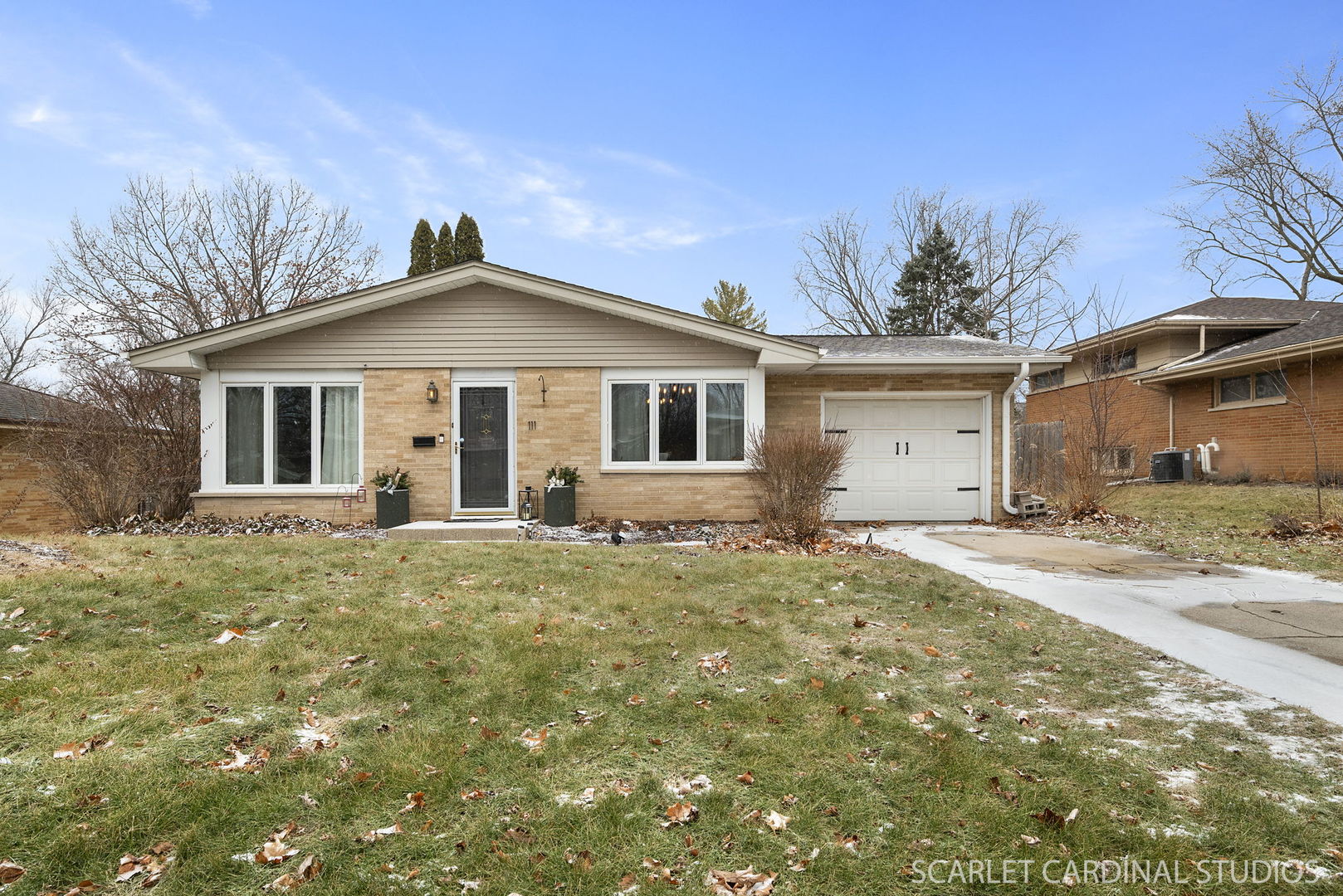 111 Briar Lane, North Aurora, IL 60542