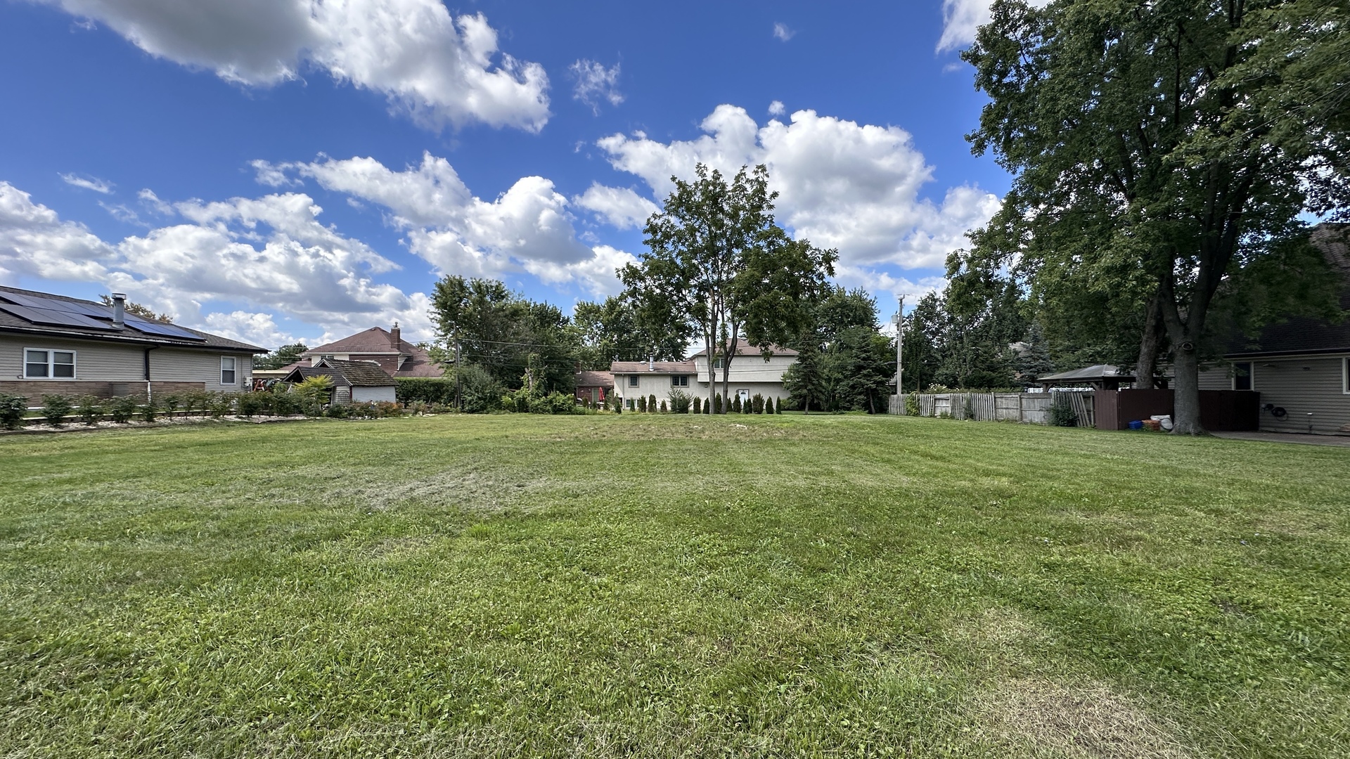 7240 Giddings Avenue, Burr Ridge, IL 60527