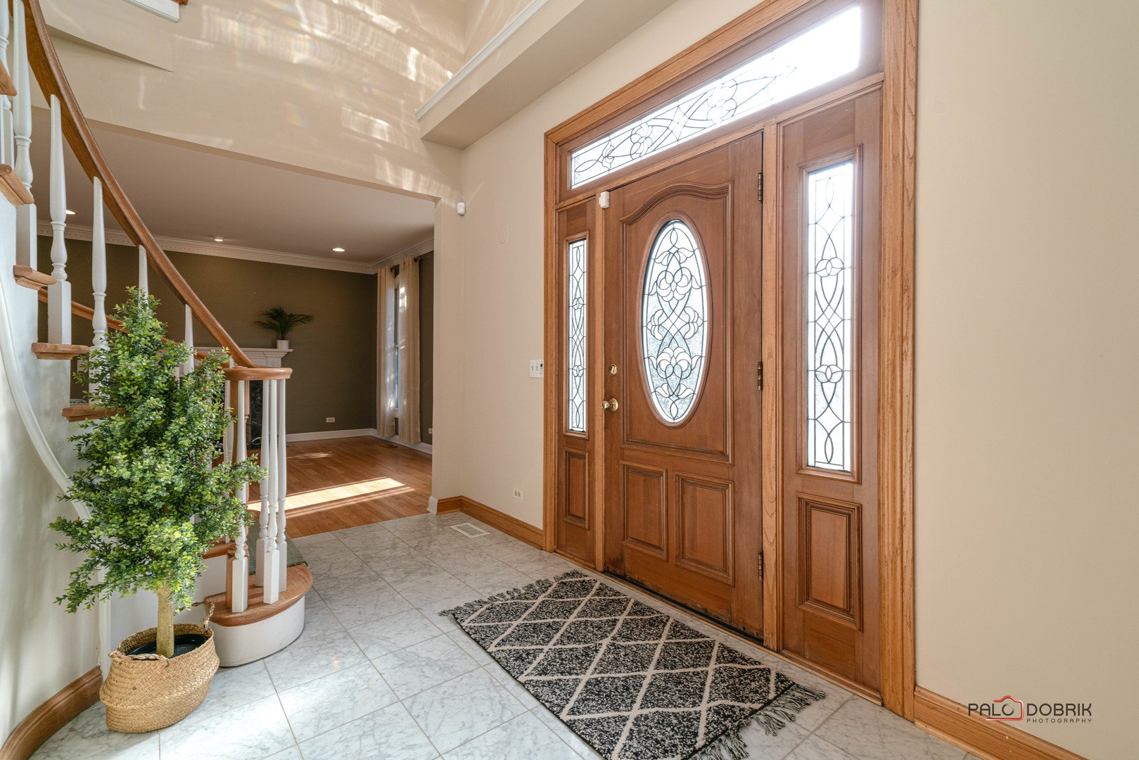 5660 PIIKOI Lane, Libertyville, IL 60048