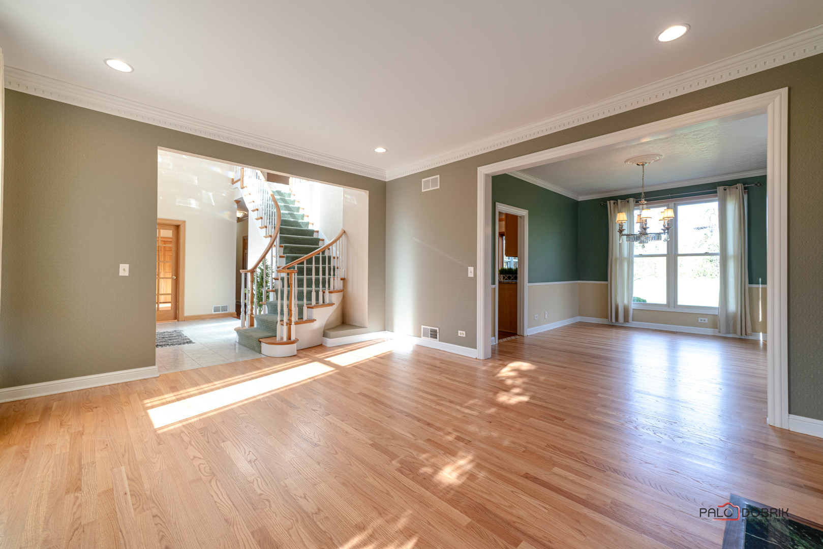 5660 PIIKOI Lane, Libertyville, IL 60048