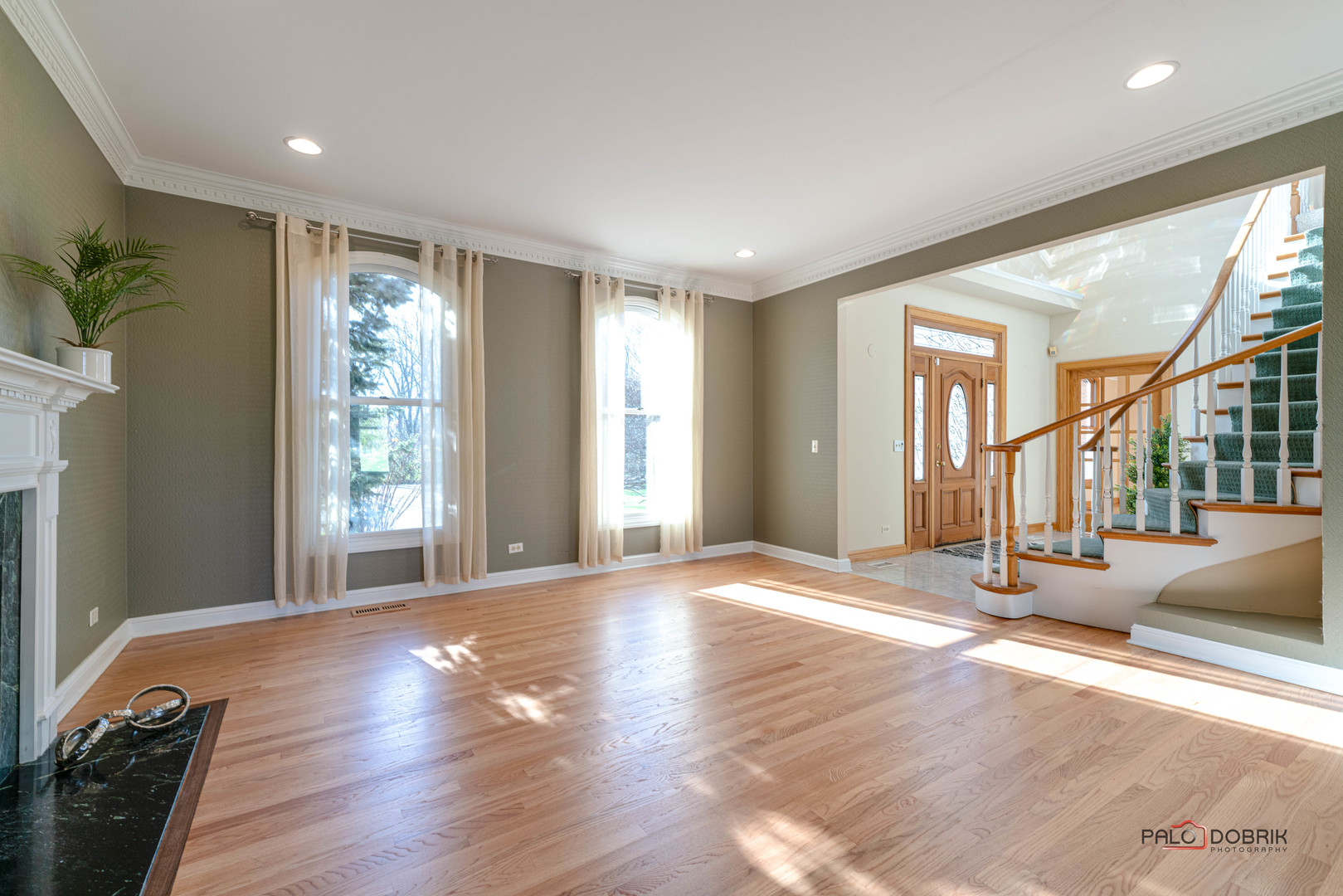 5660 PIIKOI Lane, Libertyville, IL 60048