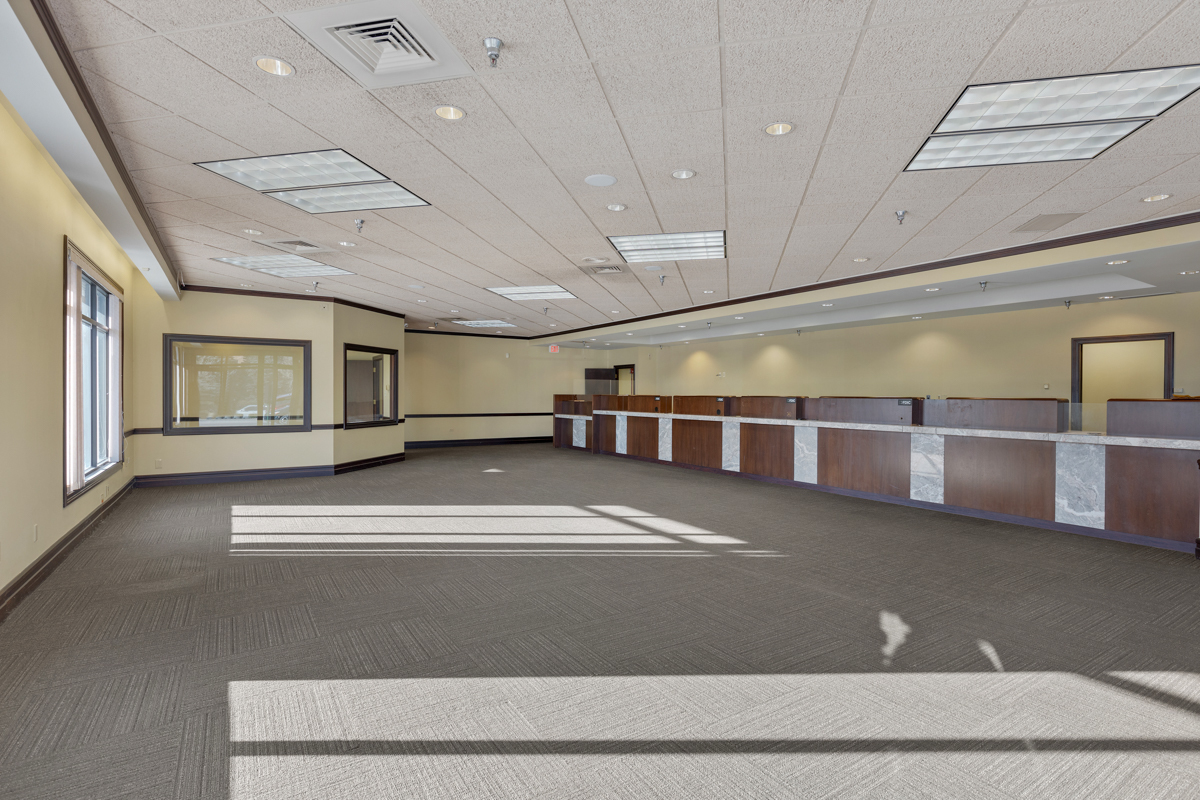 10270 Central Avenue, Oak Lawn, IL 60453