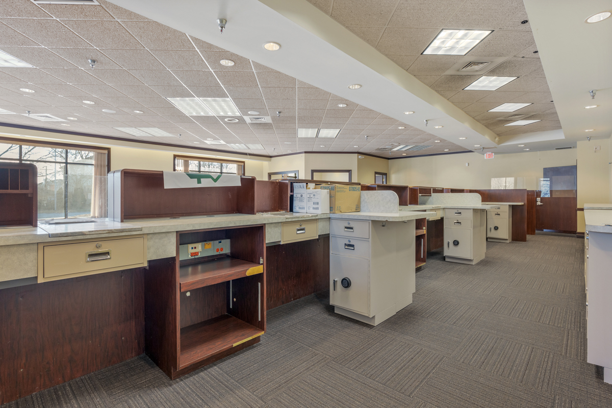 10270 Central Avenue, Oak Lawn, IL 60453