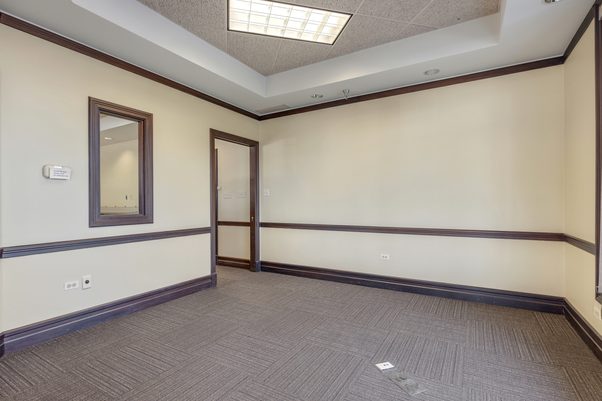 10270 Central Avenue, Oak Lawn, IL 60453