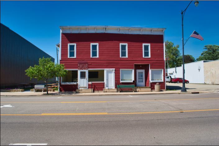 146 E LINCOLN Avenue #1E, Hinckley, IL 60520