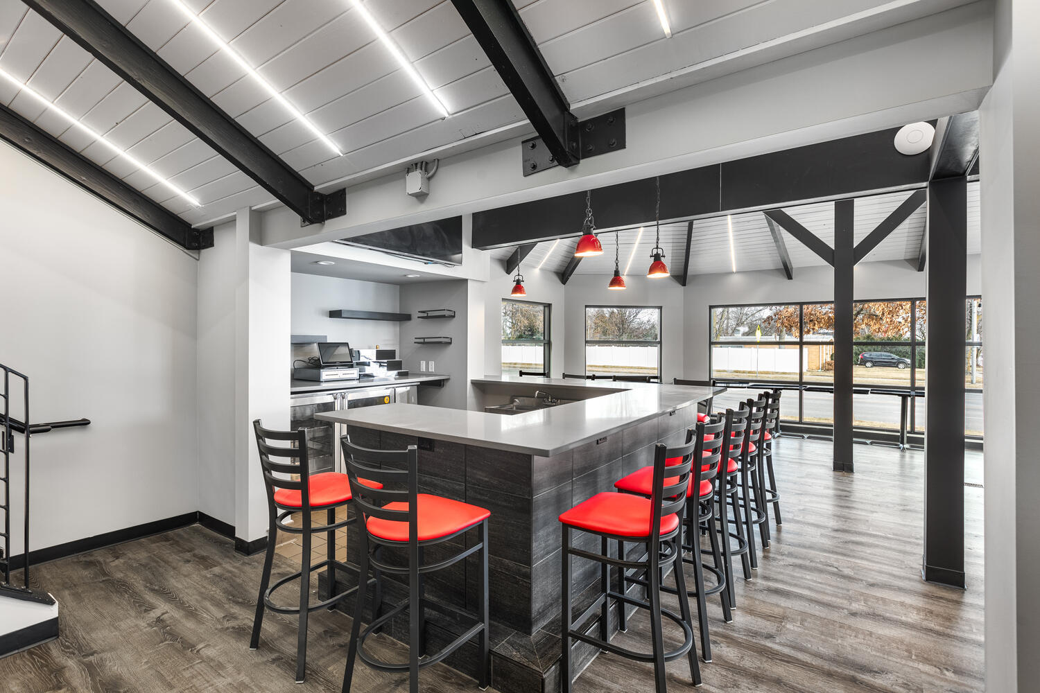 9750 S Roberts Road, Palos Hills, IL 60465