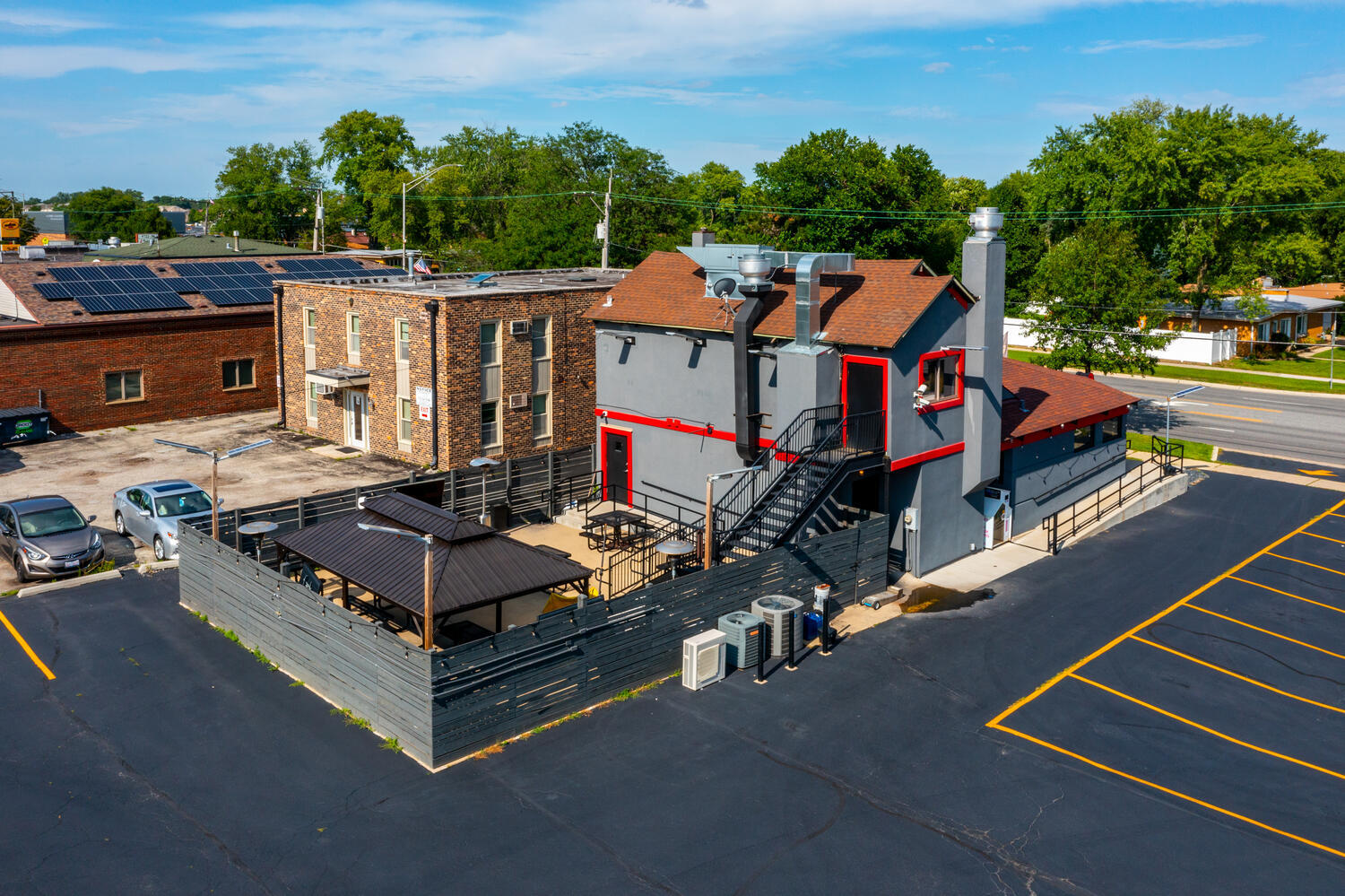 9750 S Roberts Road, Palos Hills, IL 60465