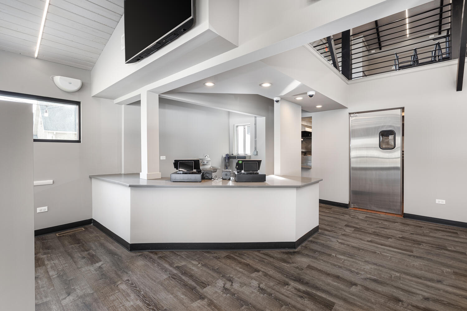 9750 S Roberts Road, Palos Hills, IL 60465